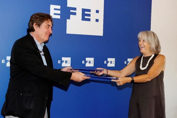 Instituto Cervantes EFE colaboración español
