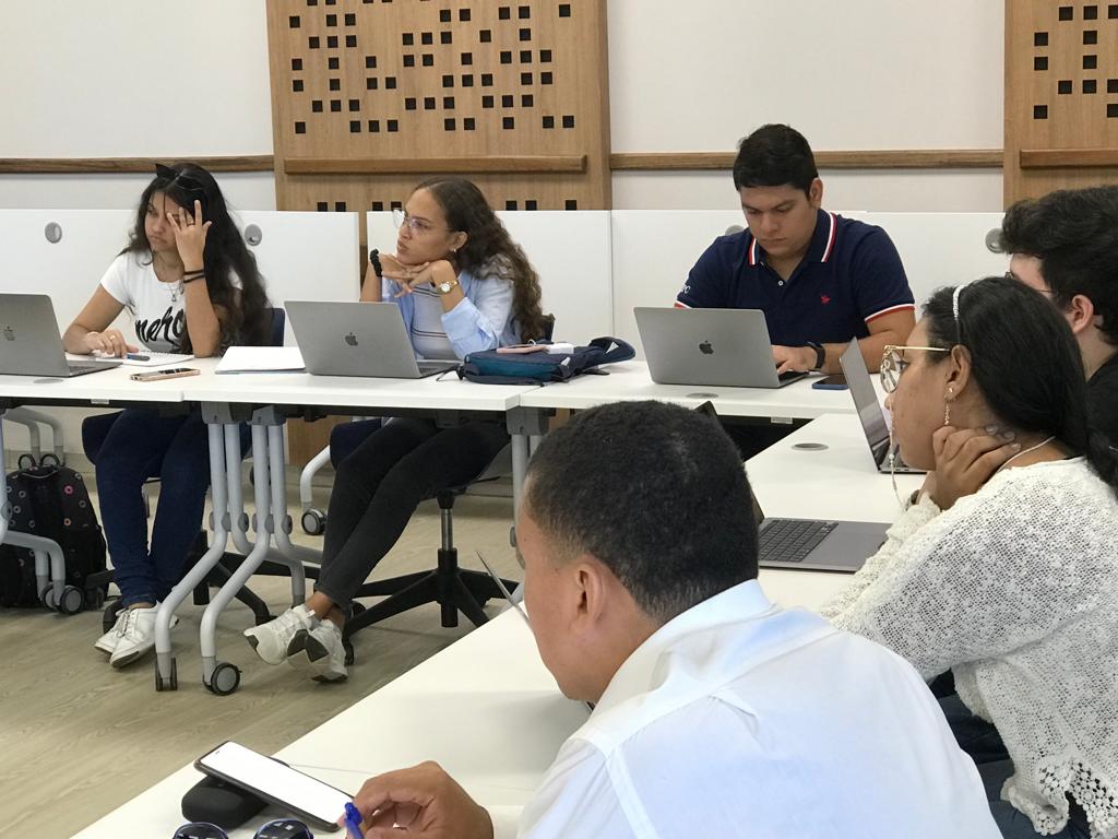 La Escuela de Periodismo de EFE se pone en marcha en América