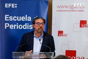 El presidente de la SGAE, Antonio Onetti, durante la presentación de la I edición de la Beca Fundación SGAE-Agencia EFE Carlos del Amo de periodismo cultural en Madrid. EFE/ J.J. Guillen