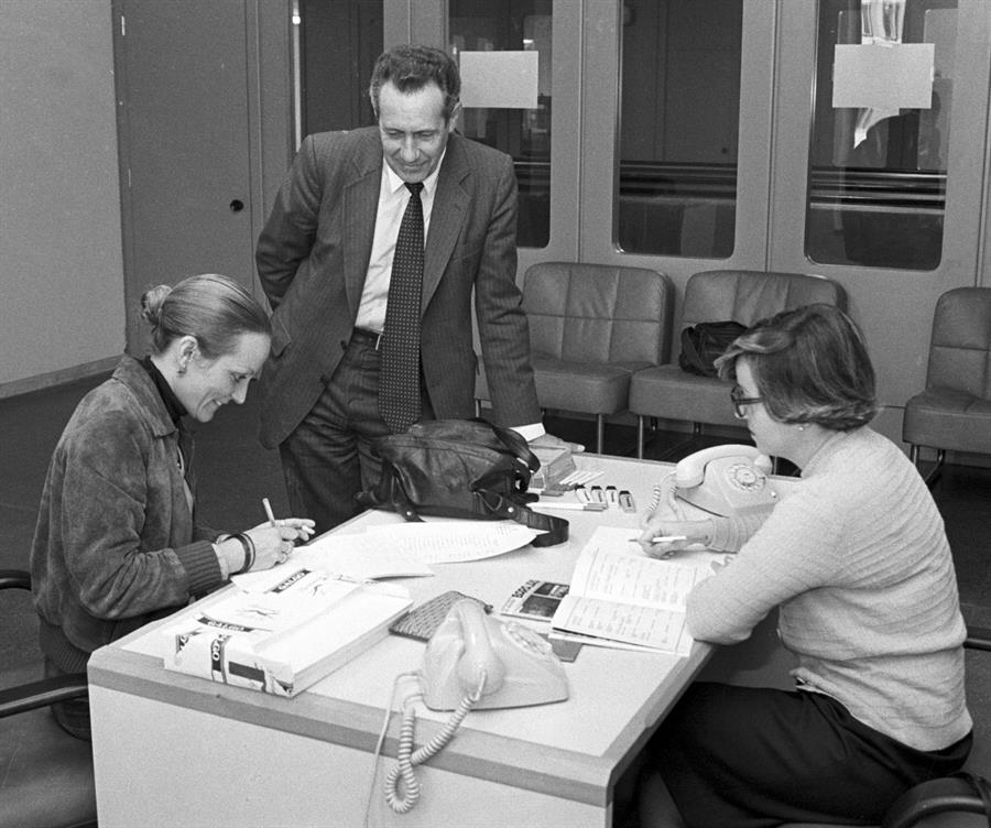 Barajas (Madrid), 29-11-1983.- Oficina de la Agencia Efe, en el aeropuerto de Barajas. EFE/aa