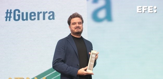 Ciudad de Panamá (Panamá), 11/04/2024.- 'Con Check', el pódcast de la Agencia EFE sobre desinformación, recibió este jueves el galardón al mejor proyecto de verificación de datos de la edición 2024 de los premios Digital Media Américas, que concede la Asociación Mundial de Editores de Noticias (WAN-IFRA). EFE/ Gabriel Rodríguez