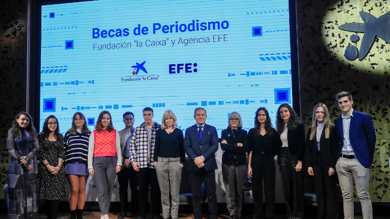 Imágen del grupo de alumnos de las Becas caixa Promoción 18