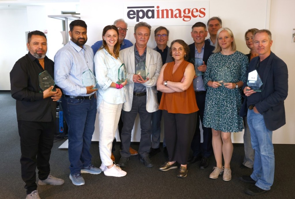 Fráncfort (Alemania), 03/06/2025.- Los galardonados en la segunda edición de los Premios EPA